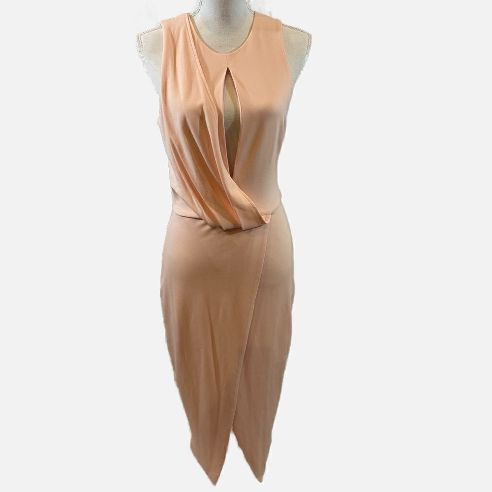 Lavish Alice Women’s Light Pink Midi Tulip Dress with Wide Chest Keyhole Sz US 6